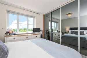 Master Bedroom pic2- click for photo gallery